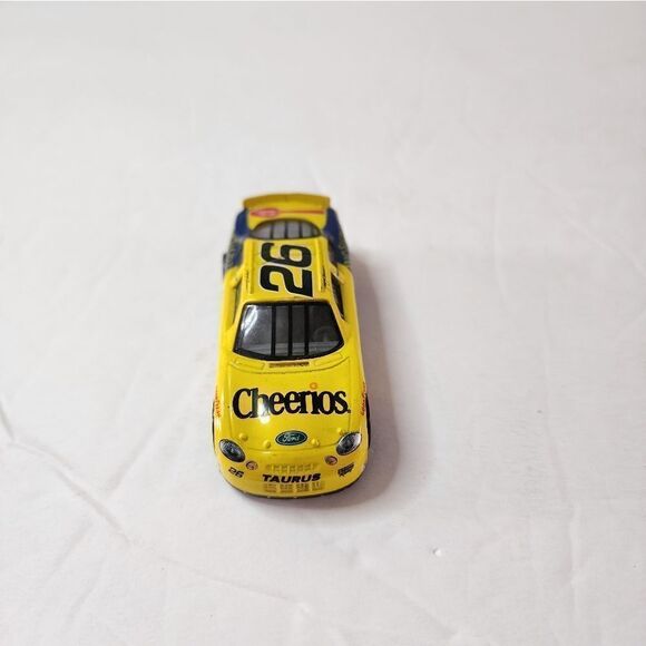 Johnny Benson #26 Cheerios Ford NASCAR Diecast Car 1:64 - Picture 4 of 6